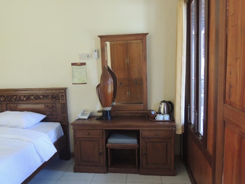 Balkondes Karanganyar (Pottery Academy)