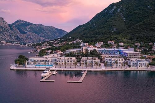 Blue Kotor Bay Premium Spa Resort - Adults Only