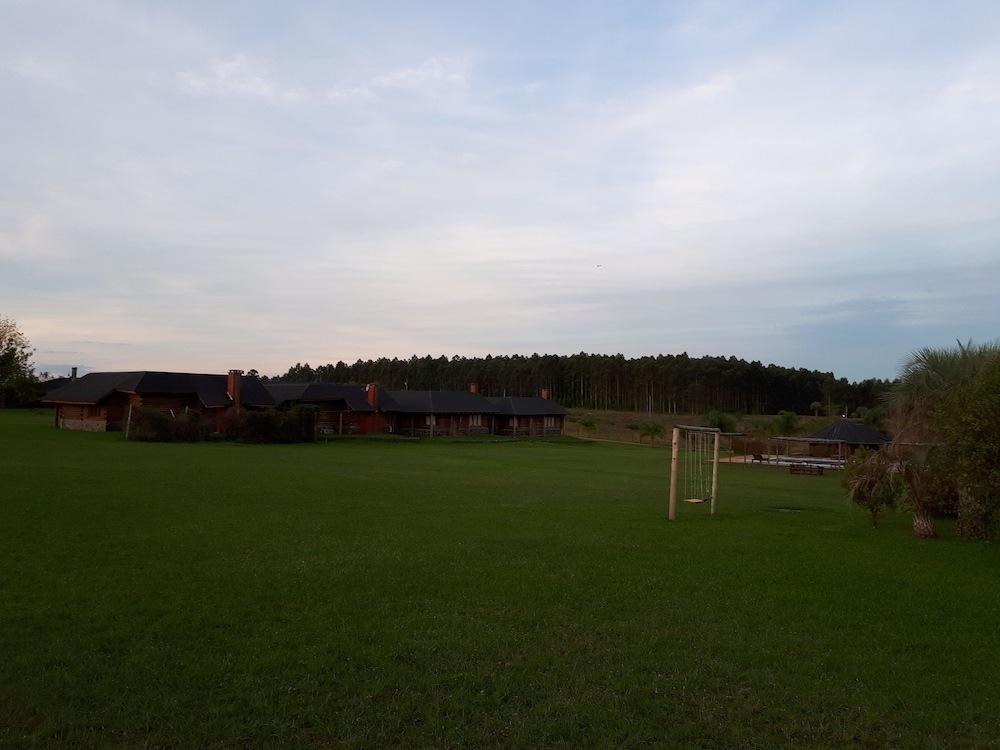 Los Origenes Hotel & Cabañas