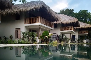 Beautiful Boutique Hotel, Halcyon. Mawella Beach.