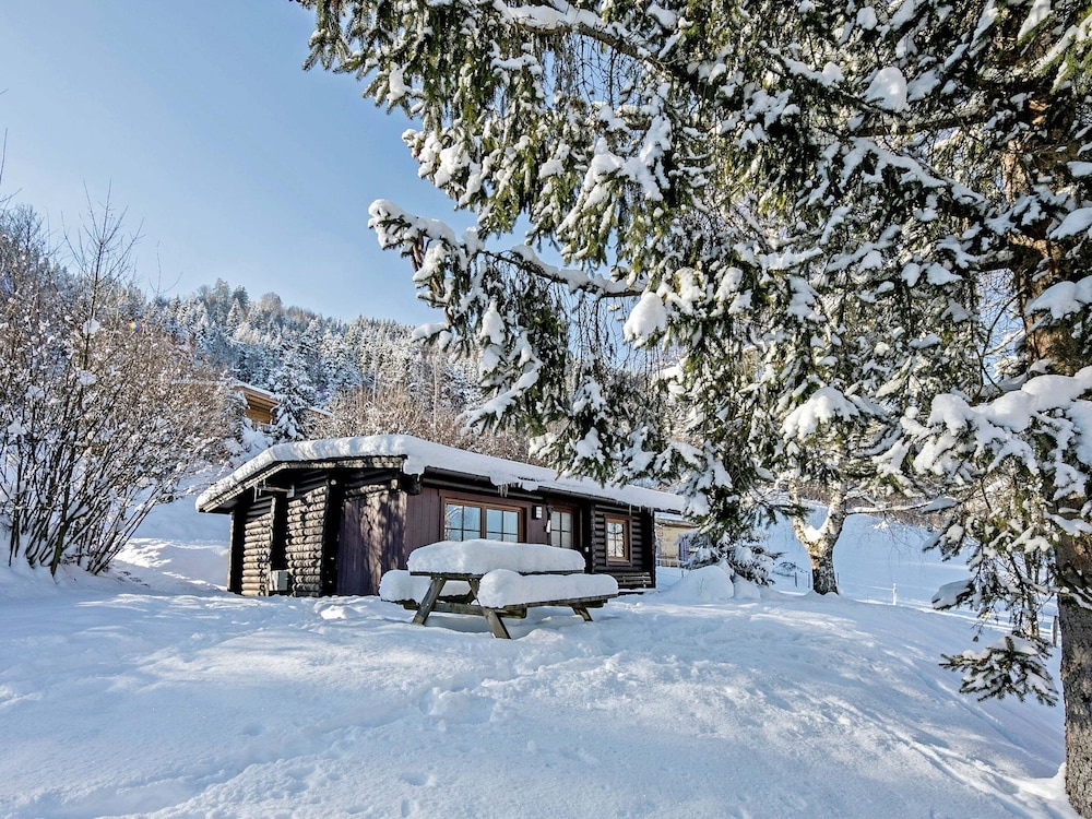 Spacious Chalet Near Ski Slopes In Worgl