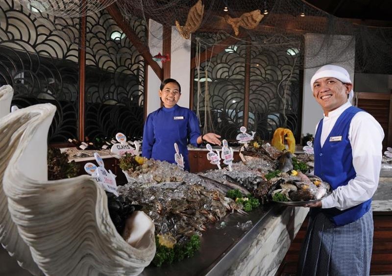 Al Bander Hotel & Resort