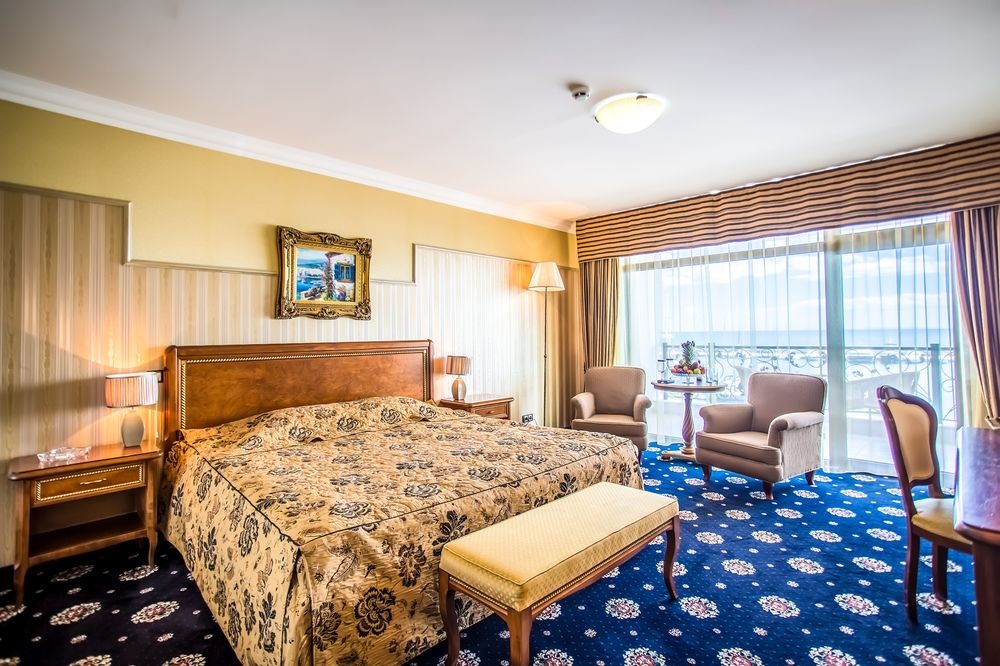 Palace Marina Dinevi Hotel