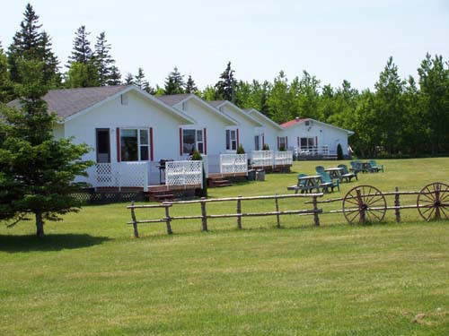 Baywatch Lighthouse Cottages & Motel