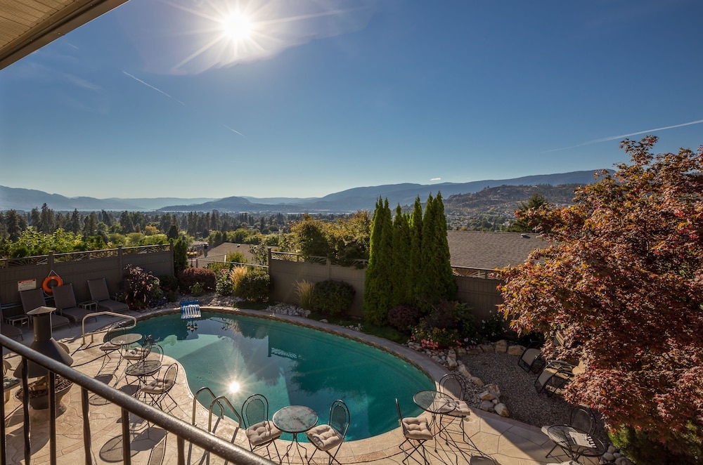 A Vista Villa Couples Retreat