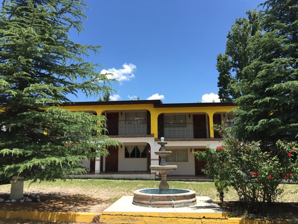 Hotel Cascada Inn