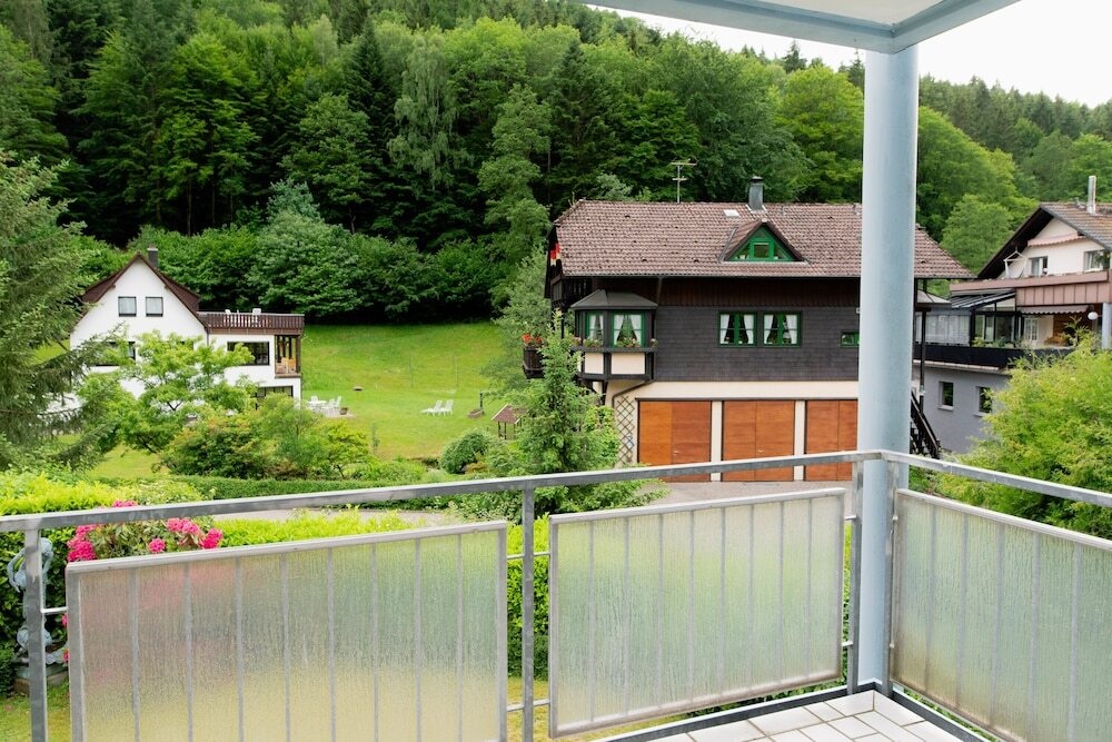 Apartment Schwarz Waldperle