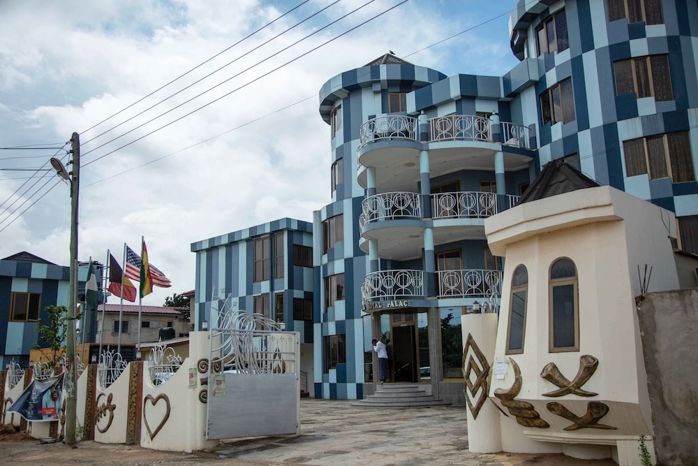 Odjidja Royal Palace Hotel