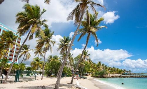 Hotel Arawak Beach Resort