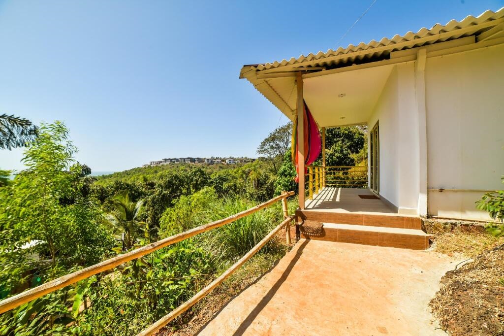 Capital O 30548 Padma Cottages