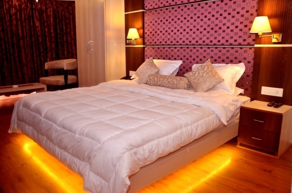 Hillcrest Harmony Gold