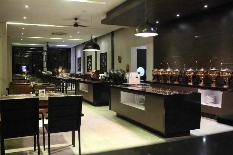 Estrella Hotel & Conference