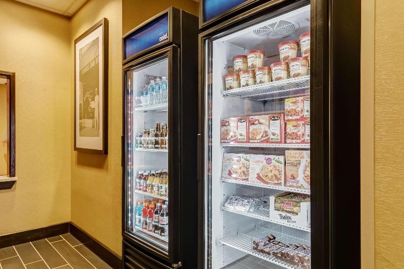 Hampton Inn Poplar Bluff