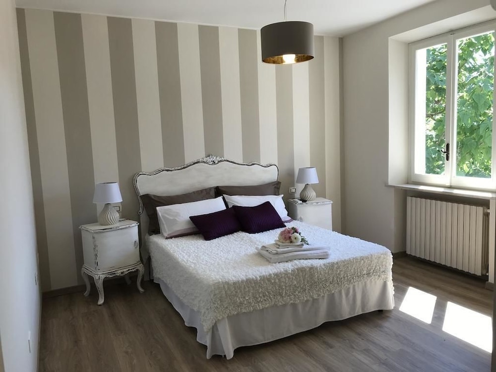 Tra I Campi Di Papaveri