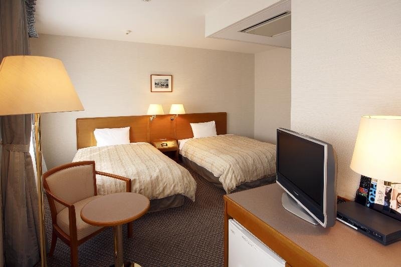 JR East Hotel Mets Tsudanuma