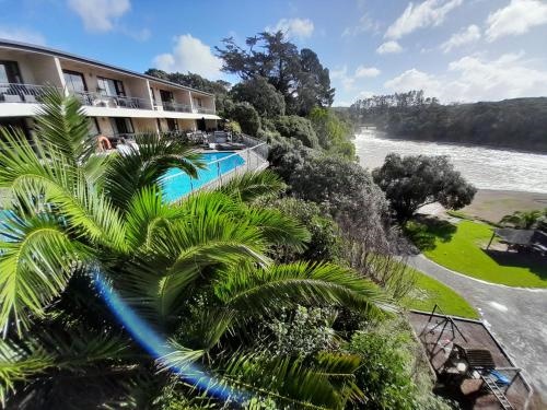 Falls Motel & Waterfront Campground