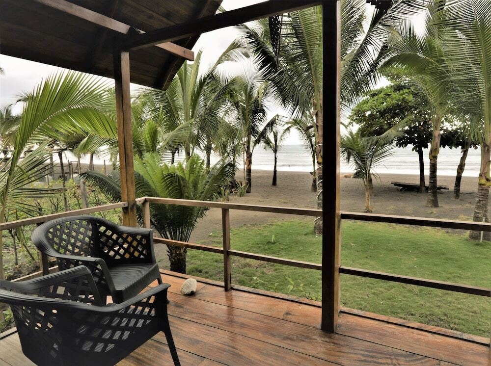 Boom Shiva Boutique Hotel & Restaurant