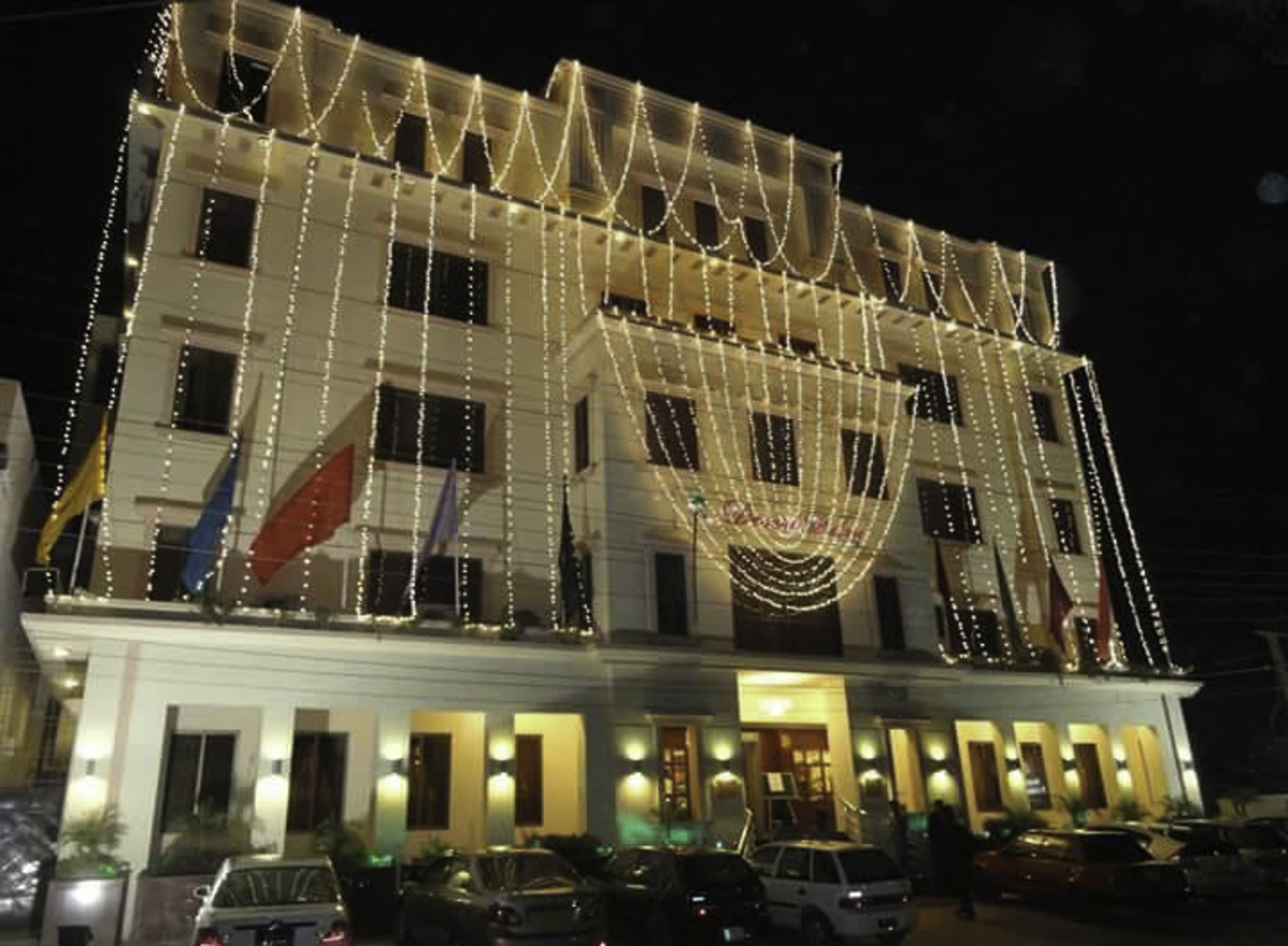 Desert Palm Hotel