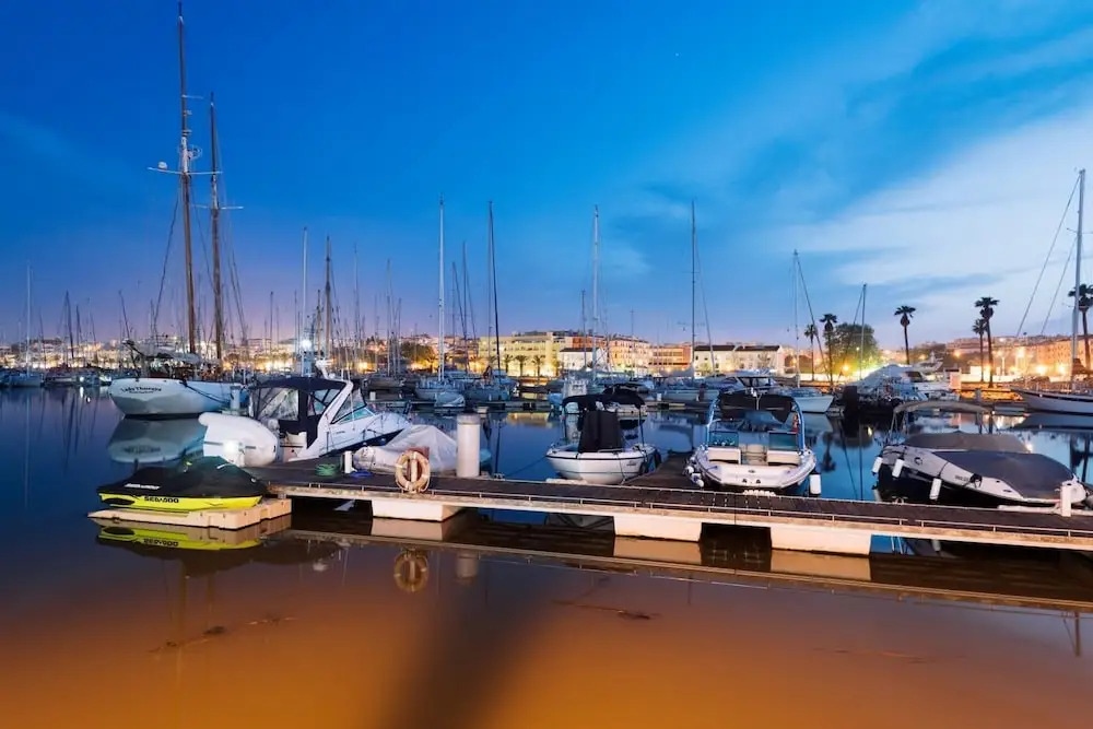 D08 - Bay View Villa In Vale Da Lama