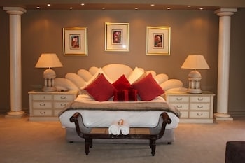 Summer Place Boutique Hotel