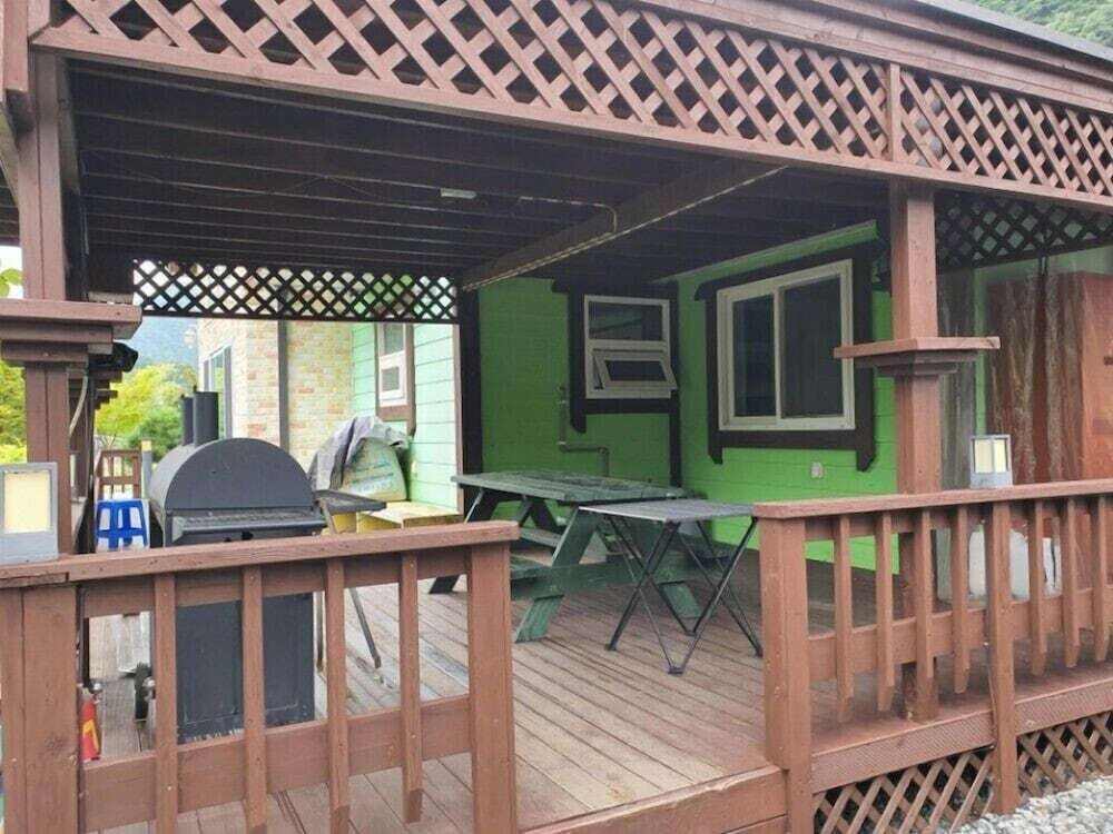 Muju Caravan Pesnion