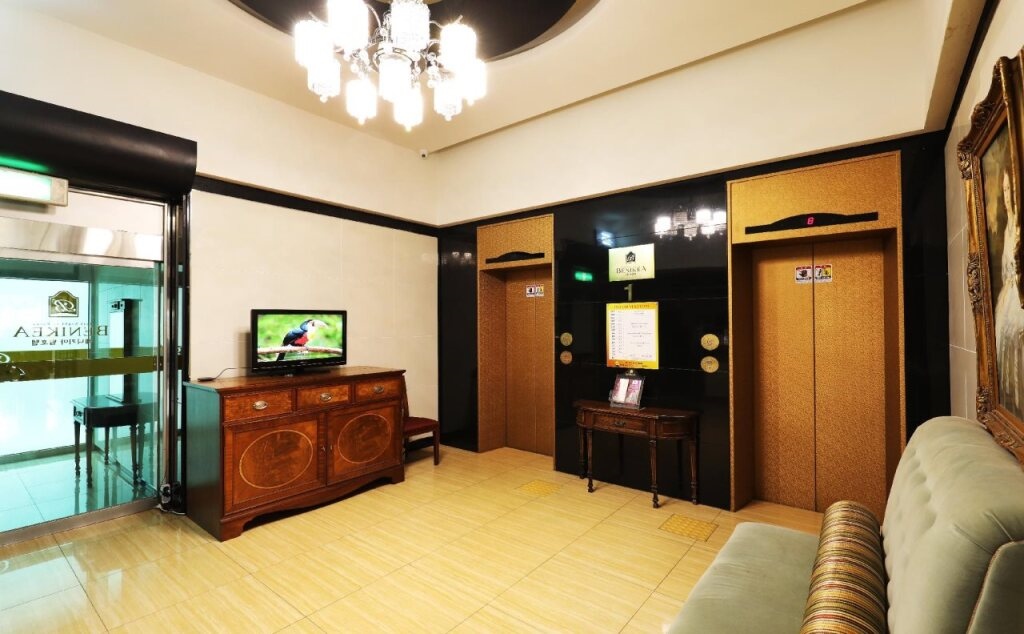 E.Kklim Classic Hotel