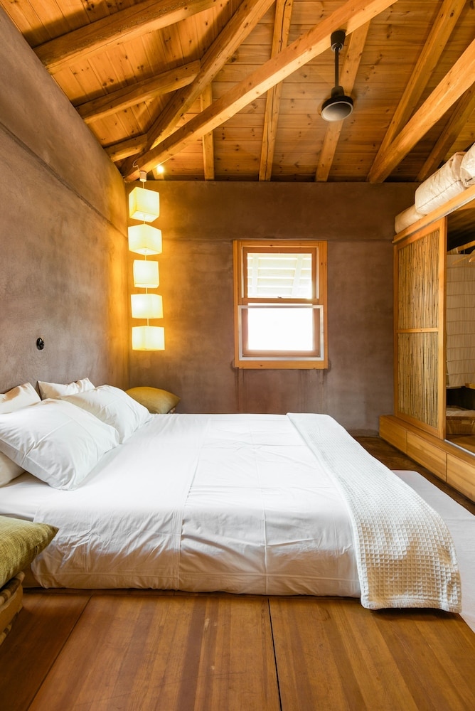 Eumelia Organic Agrotourism Farm & Guesthouse