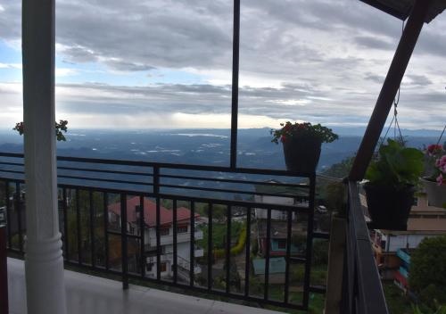 Grand View Guest House & Restaurant