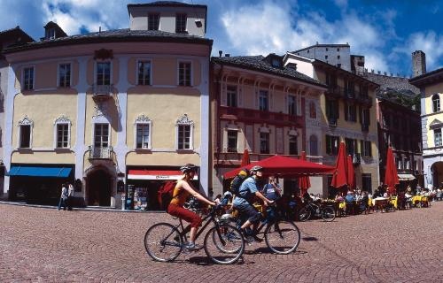 Piazza Collegiata Bellinzona