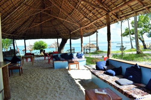 Juani Beach Bungalows