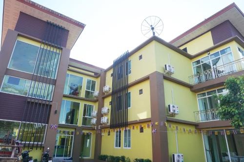 Honey Hotel Chiang Saen (Adults Only)