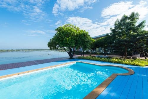 Baan Talay See Cream Resort (Adults Only)