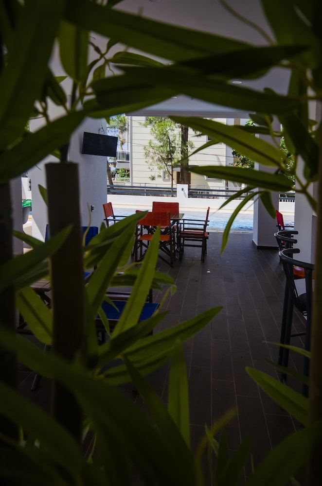 A. Emreli Suite Hotel