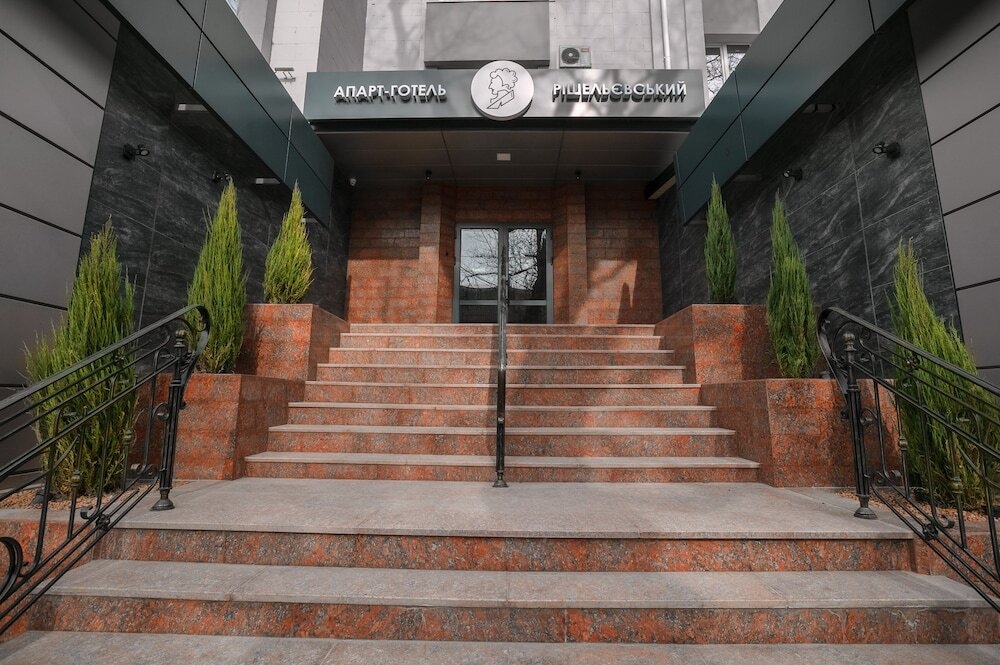 Apart-Hotel Rishelyevskiy