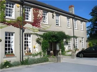Ty Newydd Country Hotel