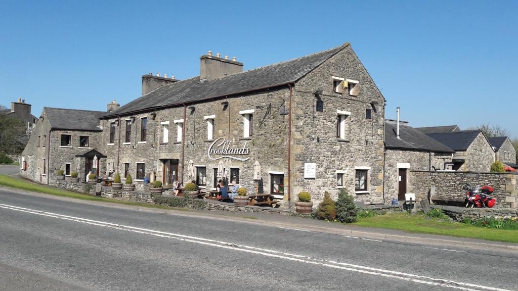 The Crooklands, BW Signature Collection