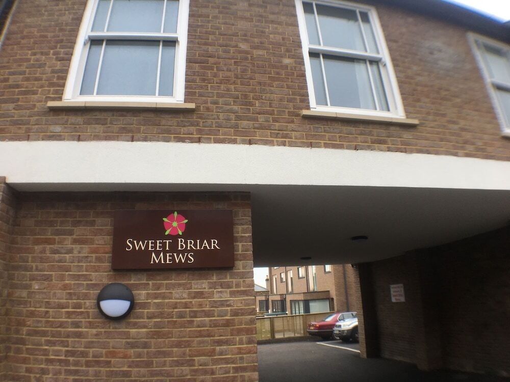 Briar Mews