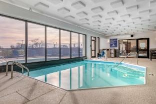 Drury Inn & Suites Champaign