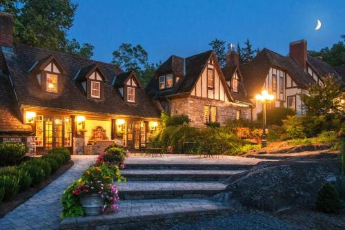 Hillbrook Inn & Spa Bed And Breakfast - Adult Only