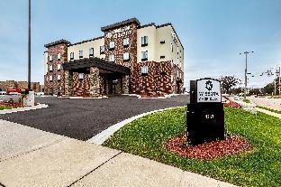 Cobblestone Hotel & Suites Stevens Point