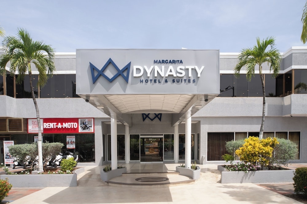 Margarita Dynasty Hotel & Suites
