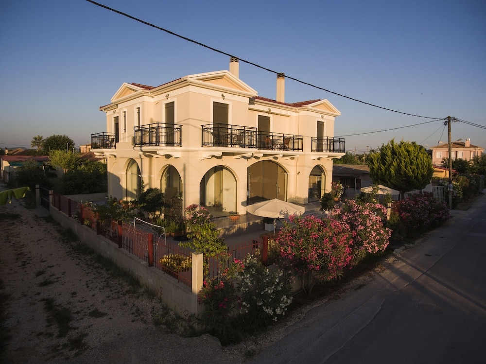 Ilida Kourouta Studios