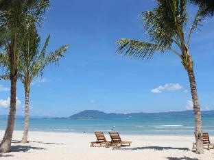 GM Doc Let Beach Resort & Spa