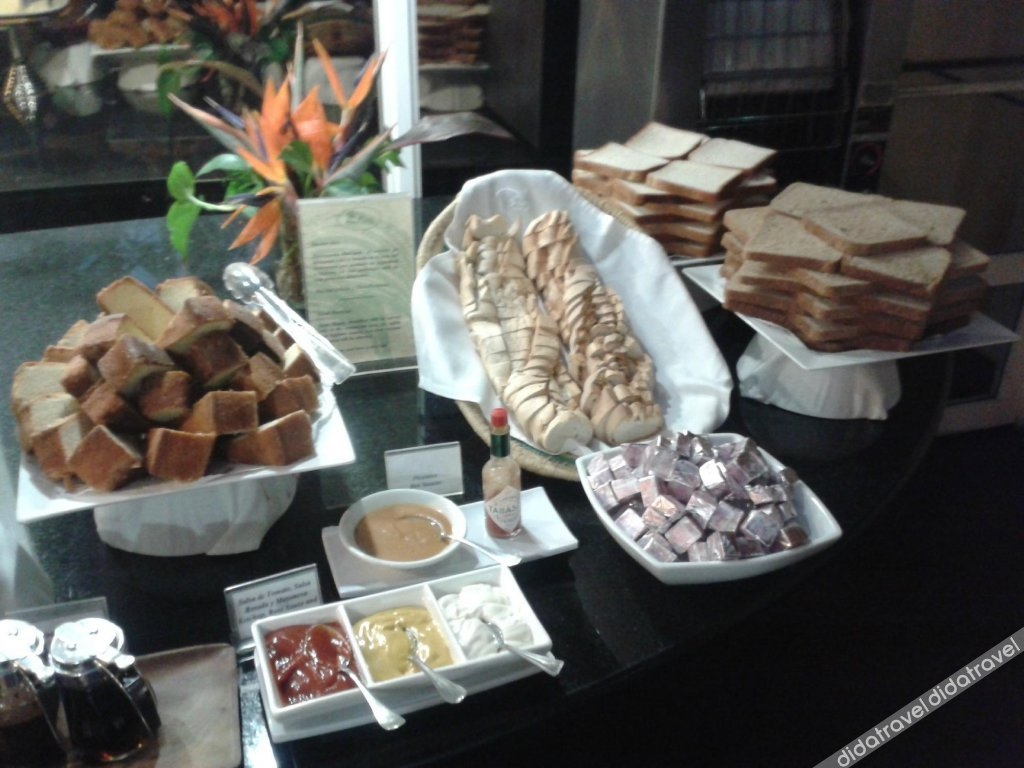 Hotel Altamira Suites