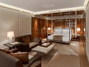 Baccarat Hotel And Residences New York