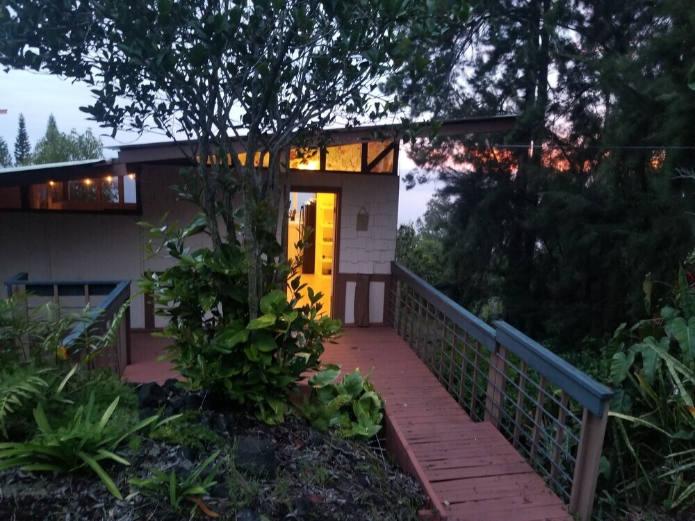 Plumeria Grove Cottage