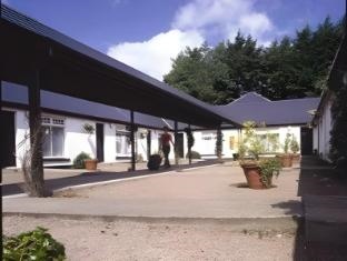 Brown Trout Golf & Country Inn