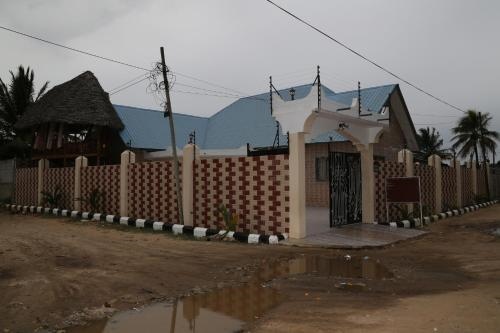 Dalma Zambarau Lodge