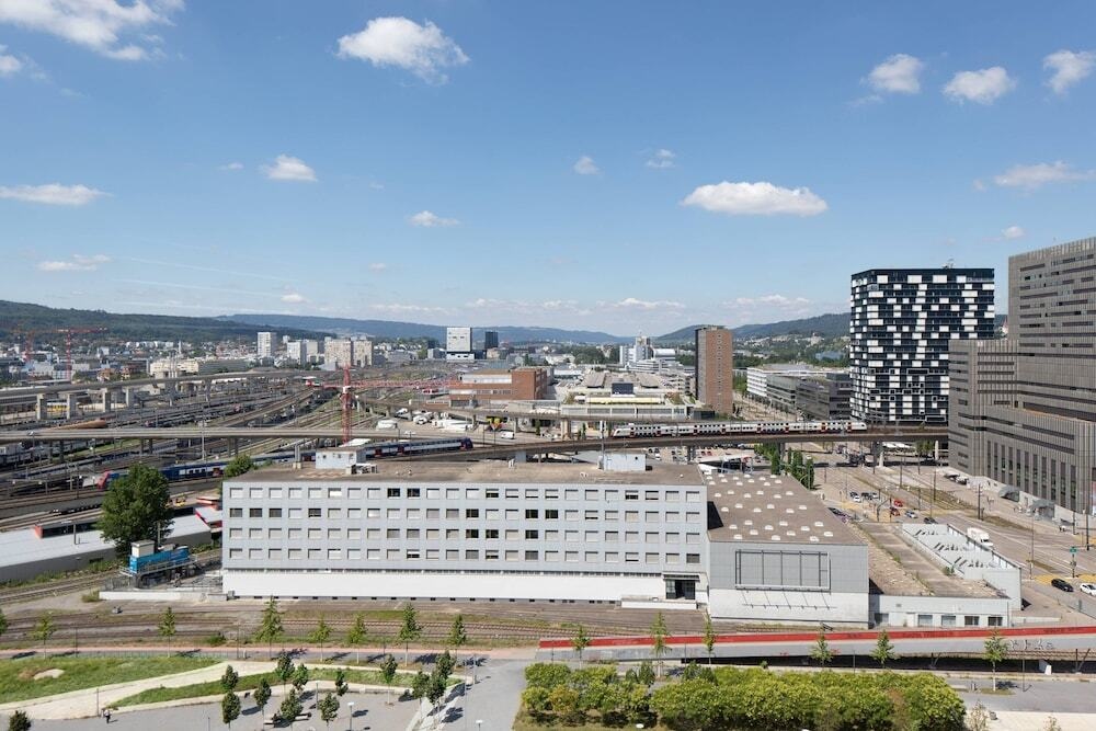 Renaissance Zürich Hotel