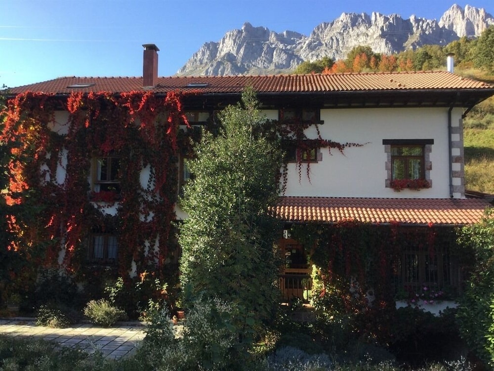 Hotel Rural Picos De Europa